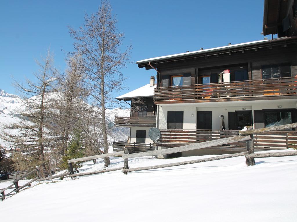 Tranquil Holiday Home In Livigno Italy Near Ski Area Eksteriør billede
